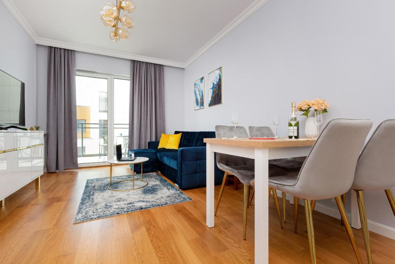 Apartament Dom Przy Okrzei By Renters Prestige Varşova Dış mekan fotoğraf