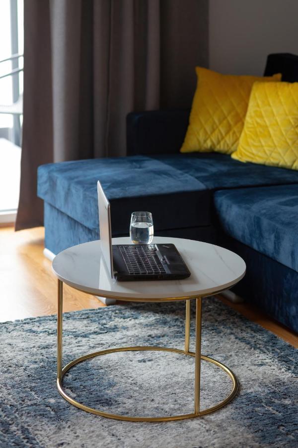 Apartament Dom Przy Okrzei By Renters Prestige Varşova Dış mekan fotoğraf