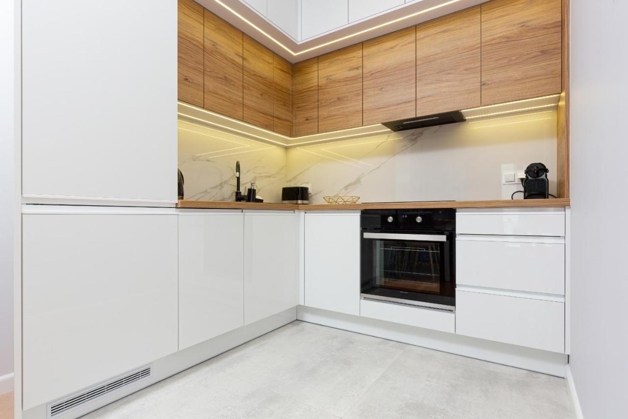 Apartament Dom Przy Okrzei By Renters Prestige Varşova Dış mekan fotoğraf