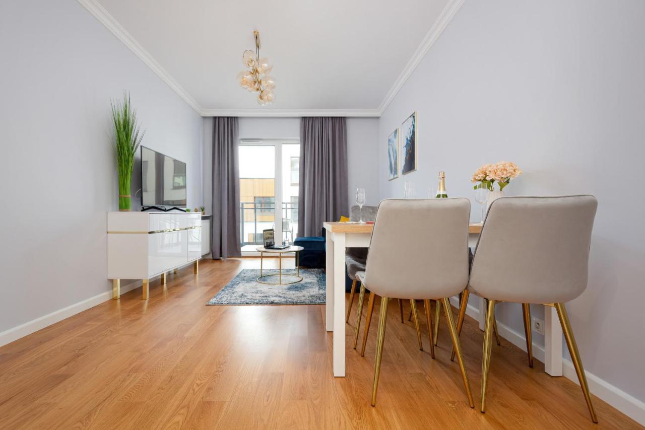 Apartament Dom Przy Okrzei By Renters Prestige Varşova Dış mekan fotoğraf