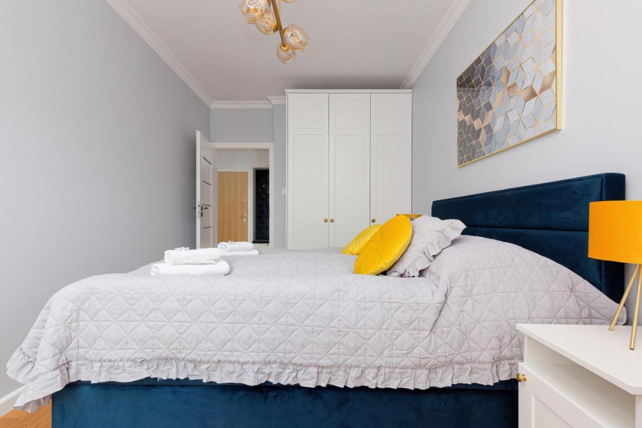 Apartament Dom Przy Okrzei By Renters Prestige Varşova Dış mekan fotoğraf